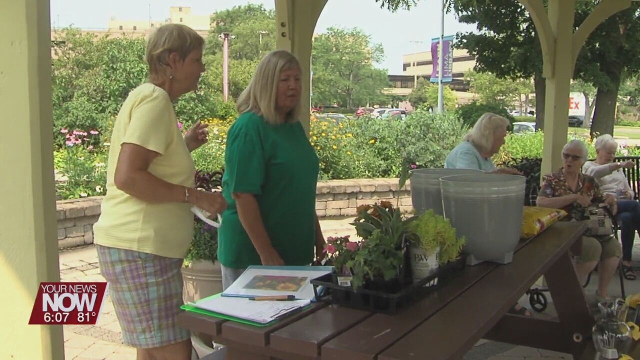 Container Gardening brings people out to Allen County Master Gardener Brown Bag Series